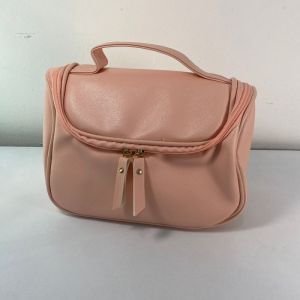 COSMETIQUERA HILARY. personalizada
